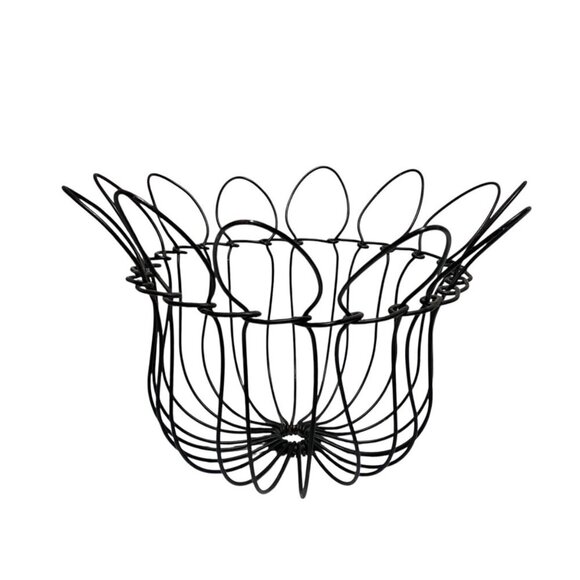 Country Farm Wire Basket Planter in Black - Picture 1 of 4